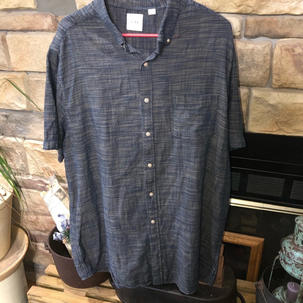 ROWM SIZE 2XT BLUE AND TAN TWEED LOOKING SHORT SLEEVE SHIRT W/POCKET - Picture 2 of 5